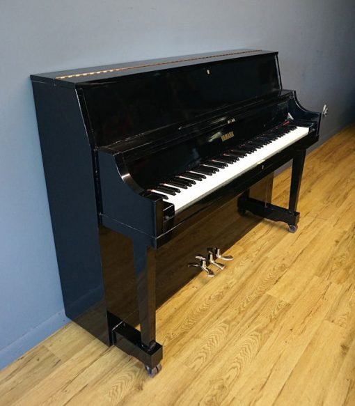 Yamaha P22 Upright Piano Black 45'' Professional Collection
