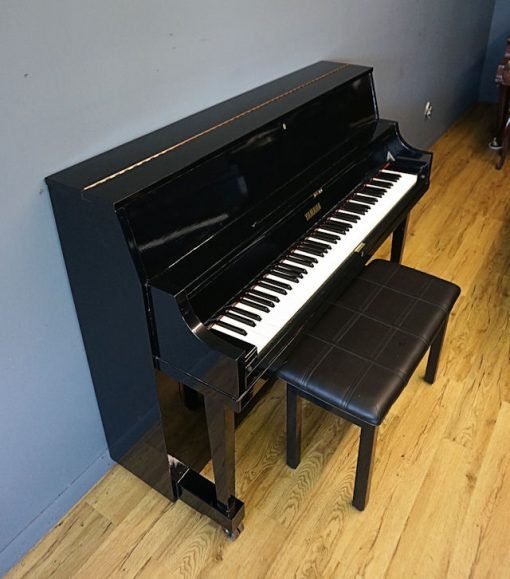 Yamaha P22 Upright Piano Black 45'' Professional Collection - Image 4