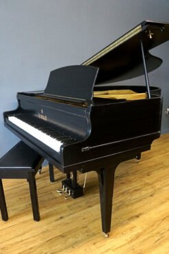 Elegant WW Kimball Baby Grand Piano Gallery