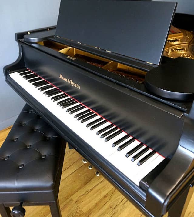 Mason Hamlin Grand Piano CloseClose