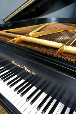 Mason Hamlin Baby Grand Piano Model B Ebony Black Nameboard
