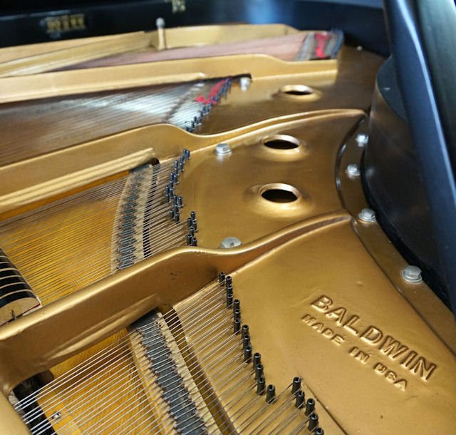 Baldiwn L Grand Piano Strings Promo