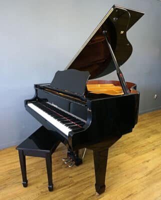 Bergmann TG-150 Baby Grand Piano Polished Black - Cameron Piano