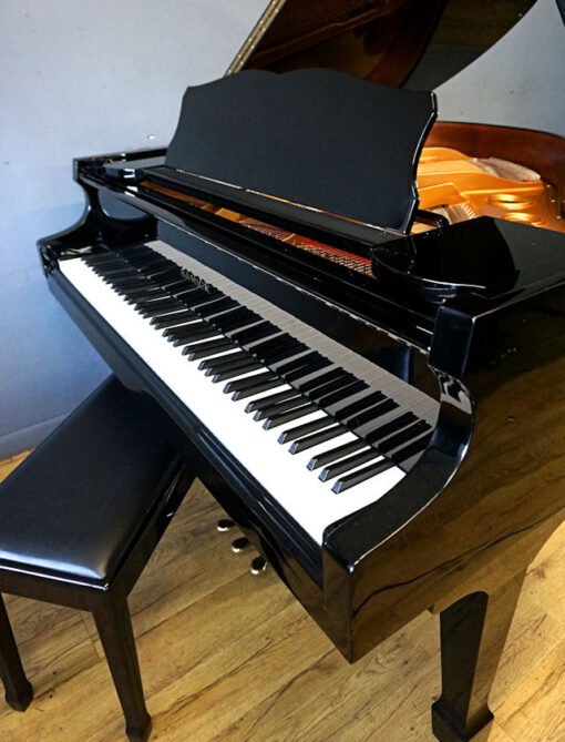 Samick SIG-50 Baby Grand Piano Polished Black - Image 4