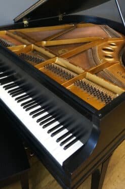 Baby Grand Piano Ebony Black with Matching Piano Bench 9 Everett Piano