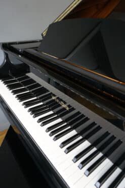 Wurlitzer Petite Baby Grand Piano C143 Polished Black 16 Wurlitzer Petite Baby Grand Piano Keyboard and Name Decal