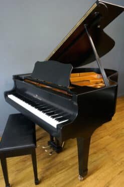 Young Chang G-175 Baby Grand Piano Satin Ebony